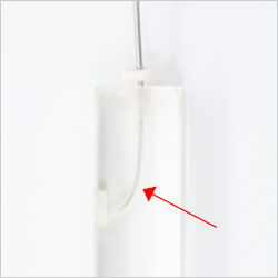 独特の柔らかさで、湾曲でも引っかかりづらく、根管に追従します。