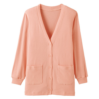 サーモンピンク