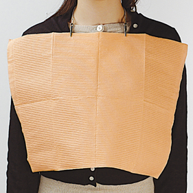 レインボービブ