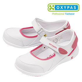 NELIE（ネリー）